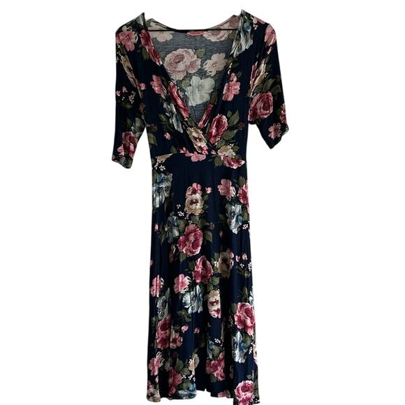 ❤️5/$25❤️ Hello Miz Maternity & Nursing Dress - Picture 1 of 7